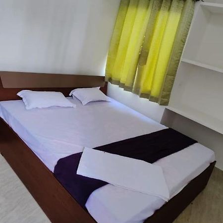 Glamour Palace Hotel คยา ภายนอก รูปภาพ