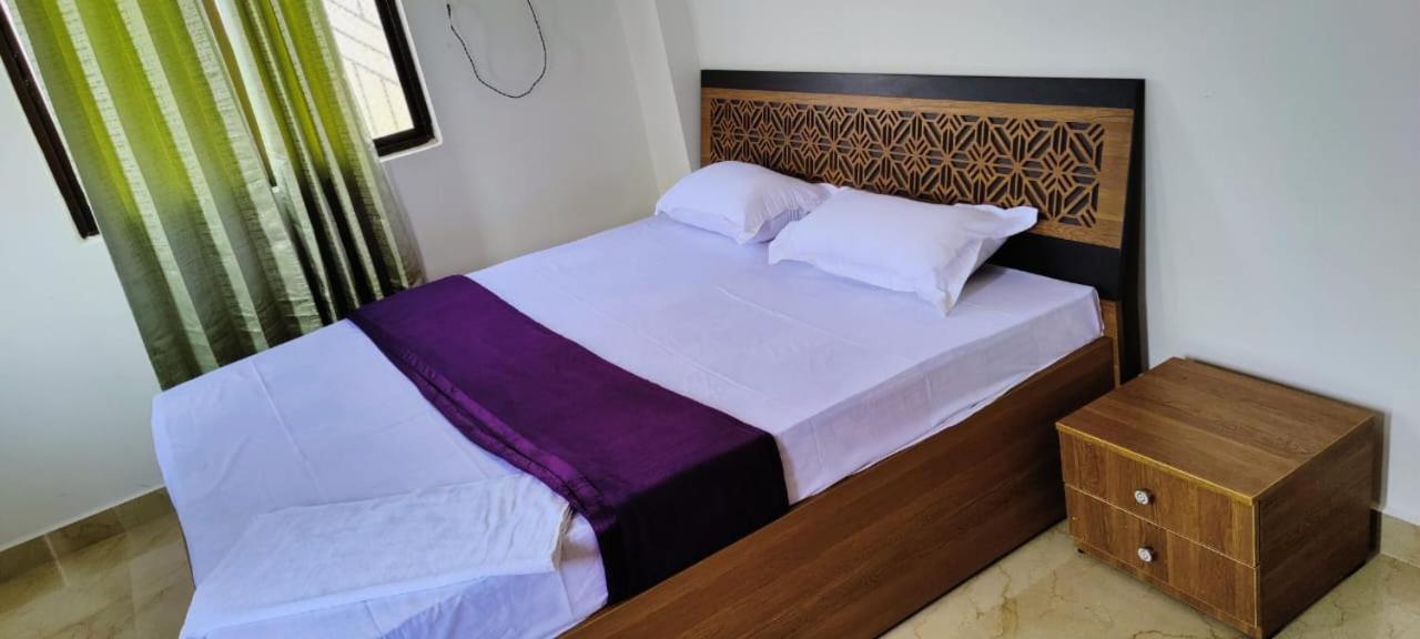 Glamour Palace Hotel คยา ภายนอก รูปภาพ